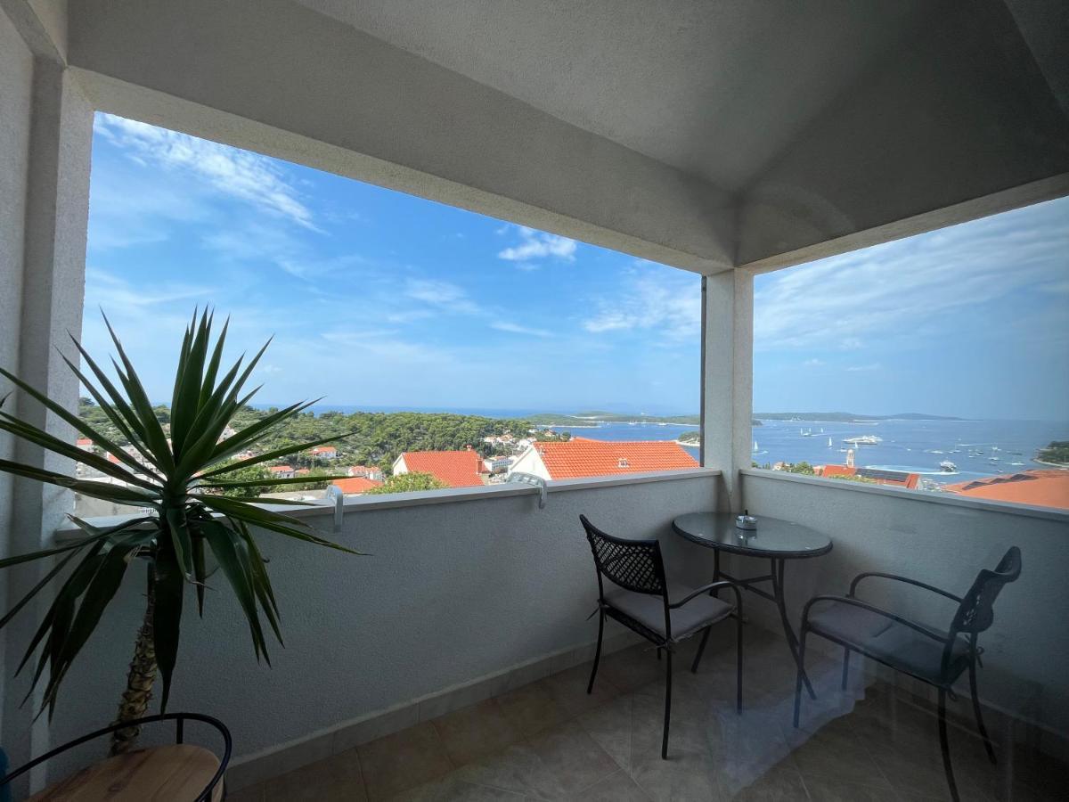 La Fee Studio Apartment Hvar Town Exteriör bild